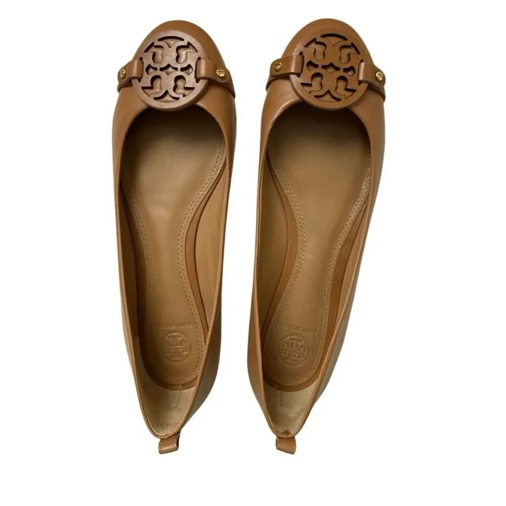 Tory Burch Womens Tan Brown Leather Slip-On Medallion Logo Ballet Flats Size 8.5